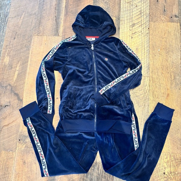 Fila vintage Navy Blue Velour Tracksuit